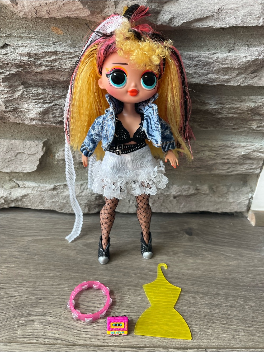 LOL OMG Madonna look doll